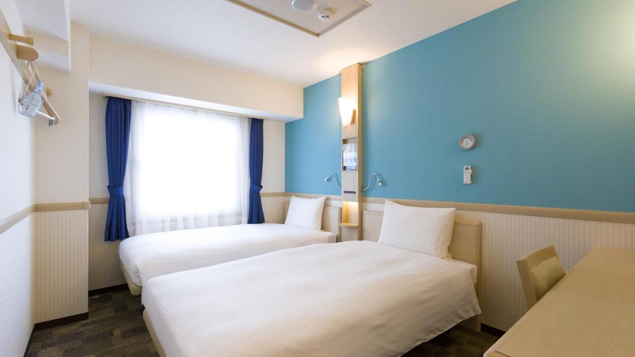 Toyoko Inn Iwakuni Eki Nishi Guchi Exteriör bild