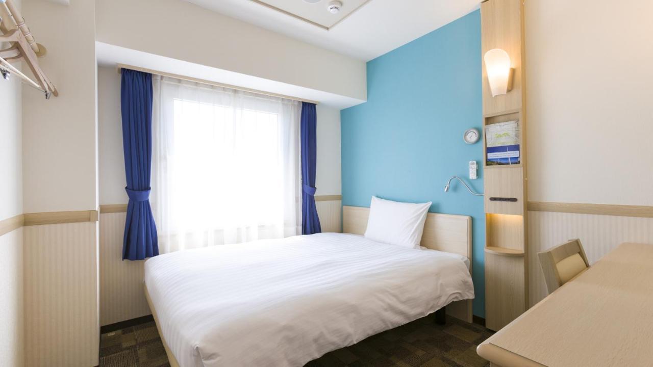 Toyoko Inn Iwakuni Eki Nishi Guchi Exteriör bild