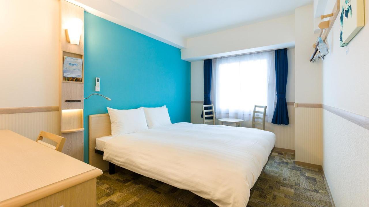 Toyoko Inn Iwakuni Eki Nishi Guchi Exteriör bild