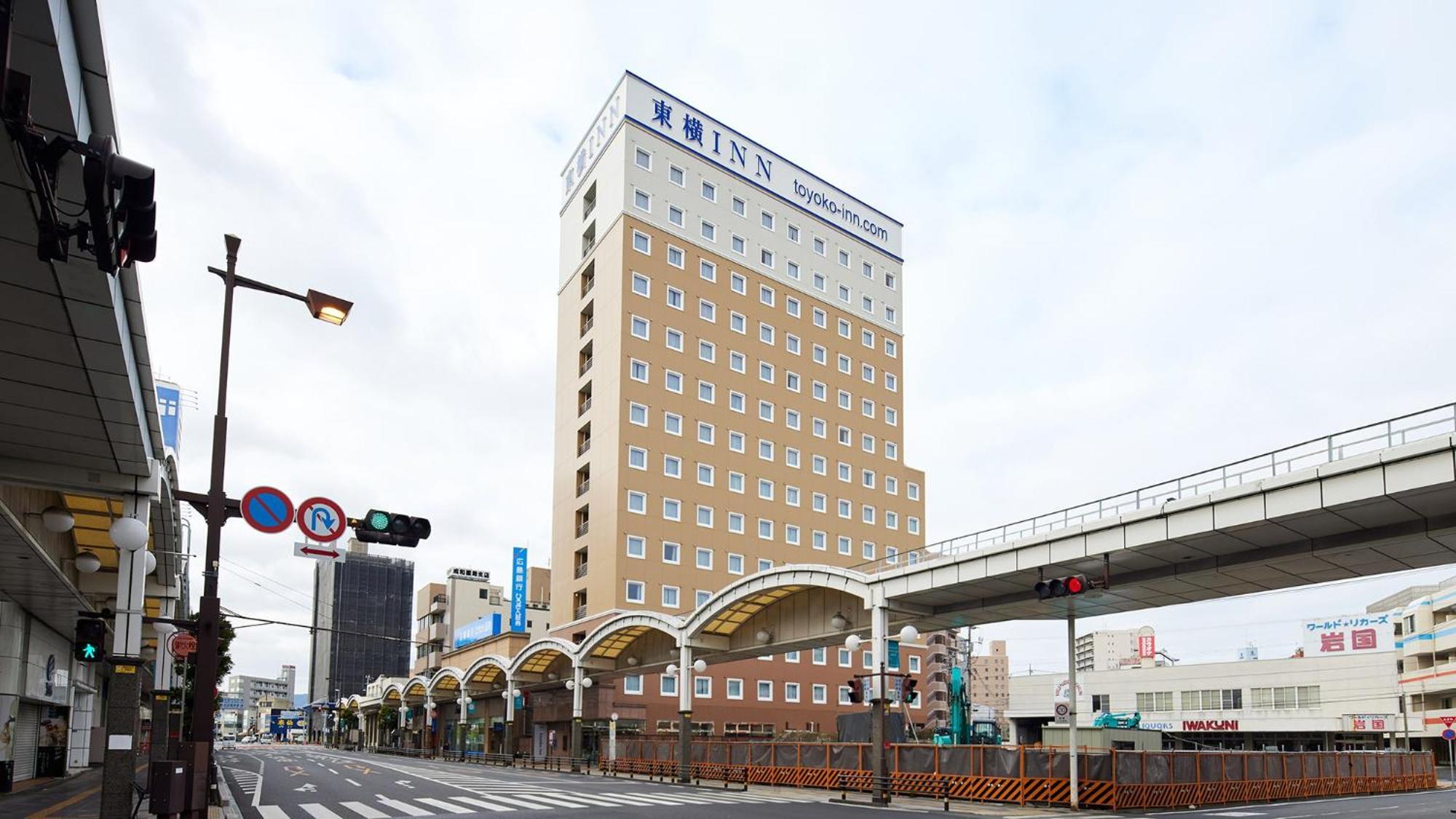 Toyoko Inn Iwakuni Eki Nishi Guchi Exteriör bild