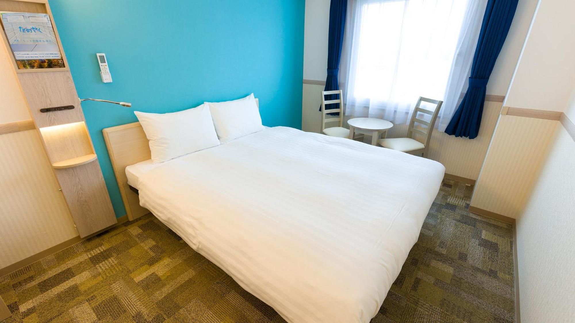Toyoko Inn Iwakuni Eki Nishi Guchi Rum bild
