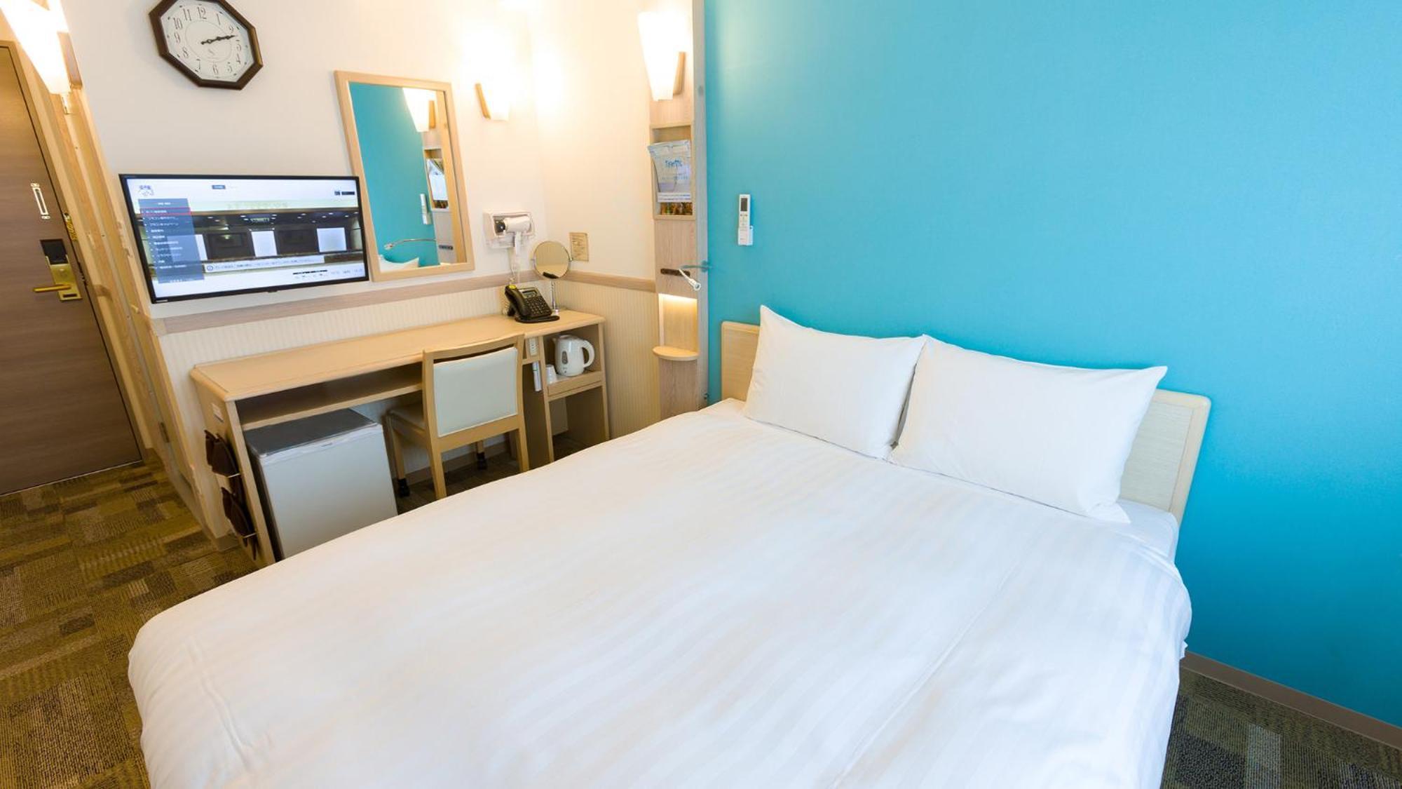 Toyoko Inn Iwakuni Eki Nishi Guchi Rum bild