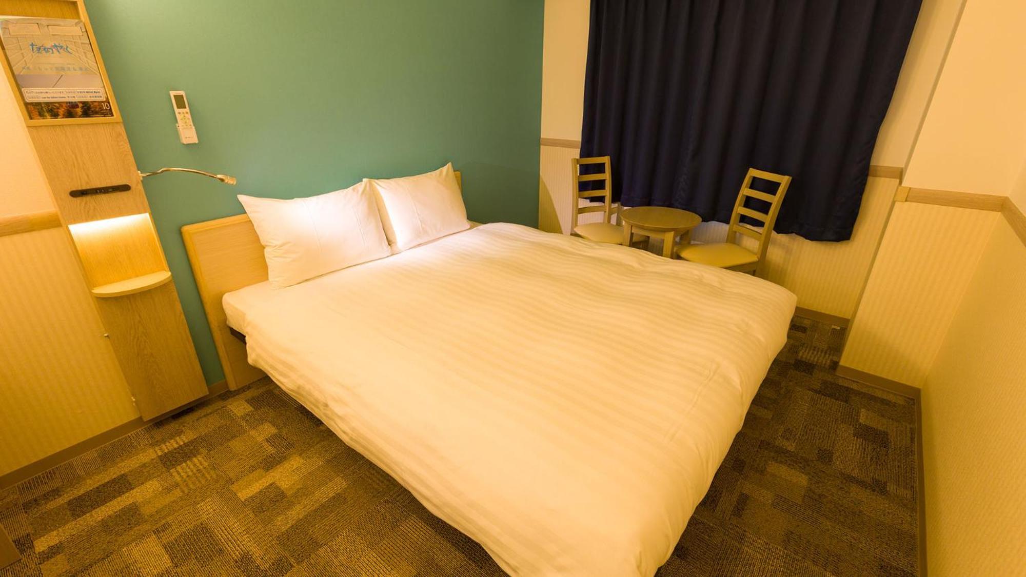 Toyoko Inn Iwakuni Eki Nishi Guchi Rum bild
